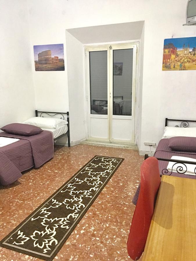 Albergue New Golden House Roma Exterior foto