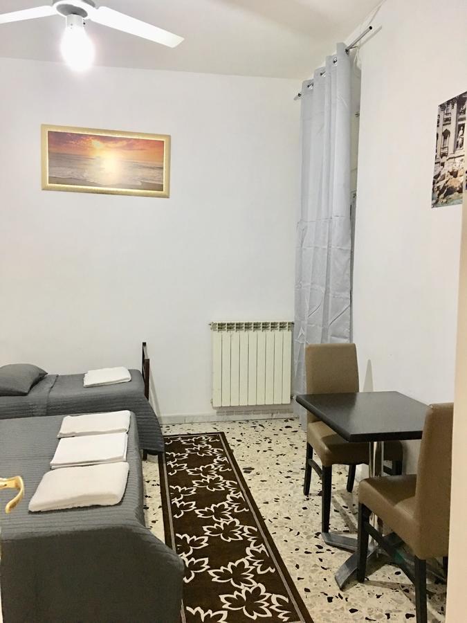 Albergue New Golden House Roma Exterior foto
